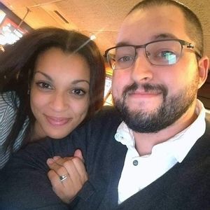 Meet your Posher, Gloria